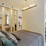 Silent Center Boutique Apt. +free Parking Riga