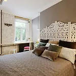 Silent Center Boutique Apt. +free Parking Apartman Riga