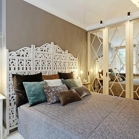 アパート Silent Center Boutique Apt. +free Parking