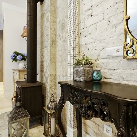 Silent Center Boutique Apt. +free Parking アパート *