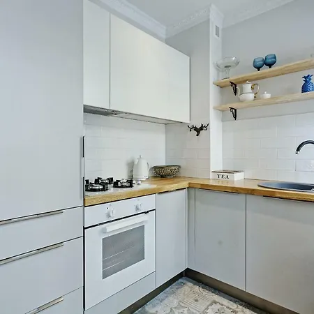 Silent Center Boutique Apt. +free Parking *